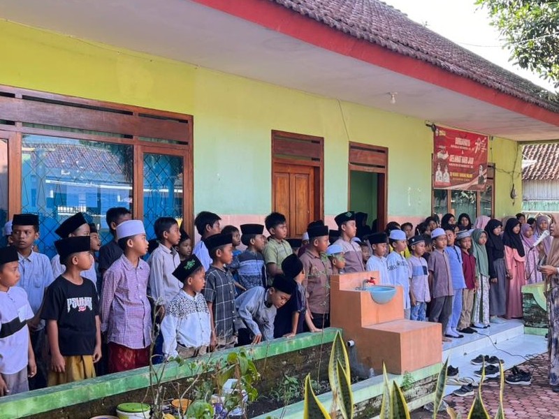 SDN 1 Gunung Malang Meriahkan Hari Santri dengan Khotmil Qur'an